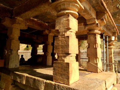 15th_century_Yaganti_Umamahesvara_temple,_Andhra_Pradesh_India_-_142