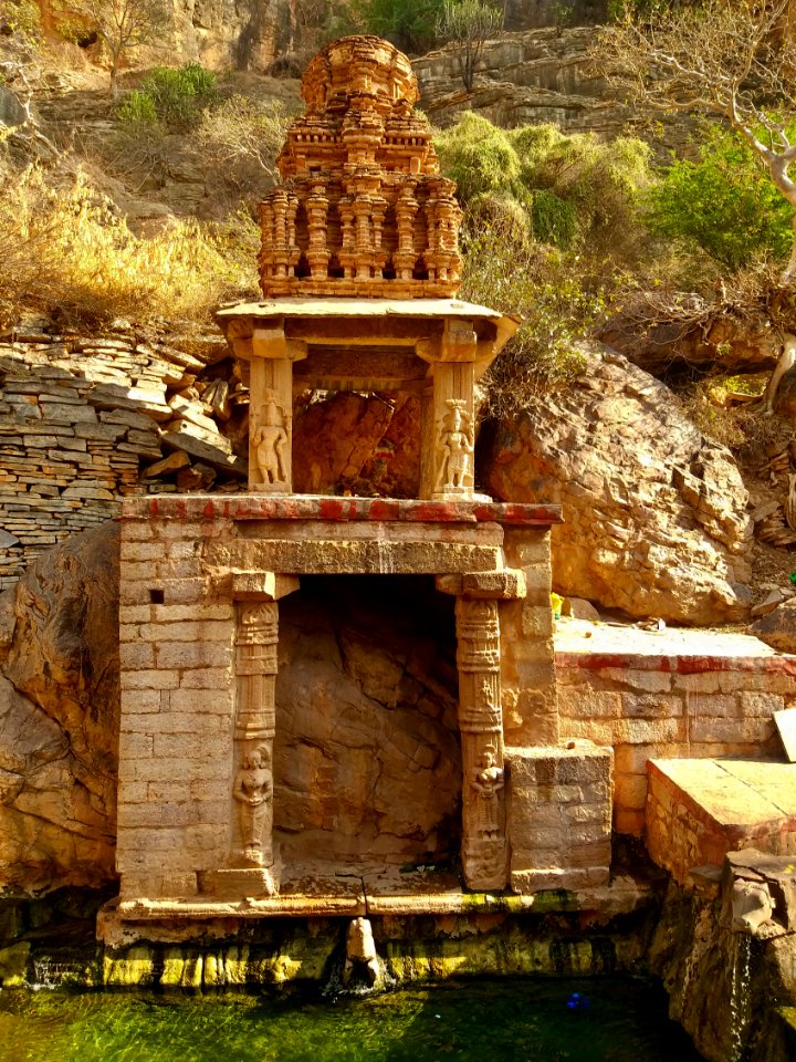 15th_century_Yaganti_Umamahesvara_temple,_Andhra_Pradesh_India_-_85