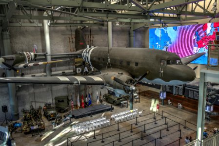 16_120_076_WWII_museum