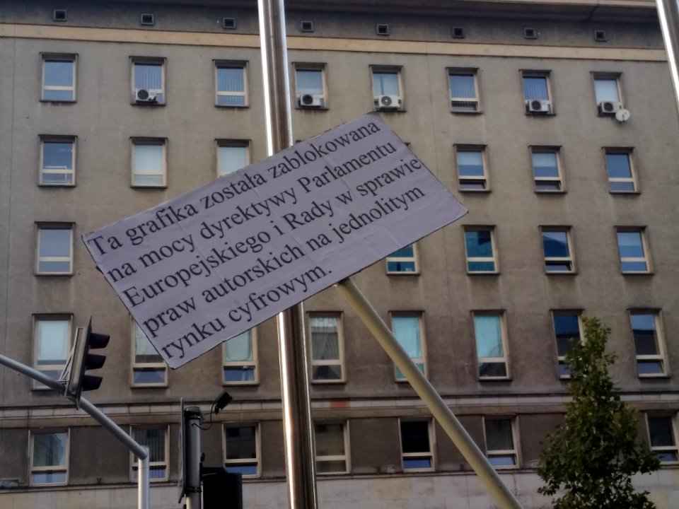 16-09-2018_protest_against_EU_Copyright_Reform_in_Warsaw,_63