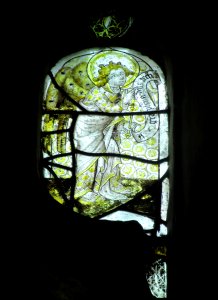 15th_century_glass,_Holy_Trinity,_Poynings_04