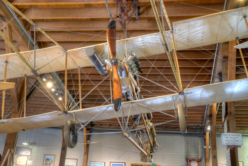 16_21_2426_curtiss