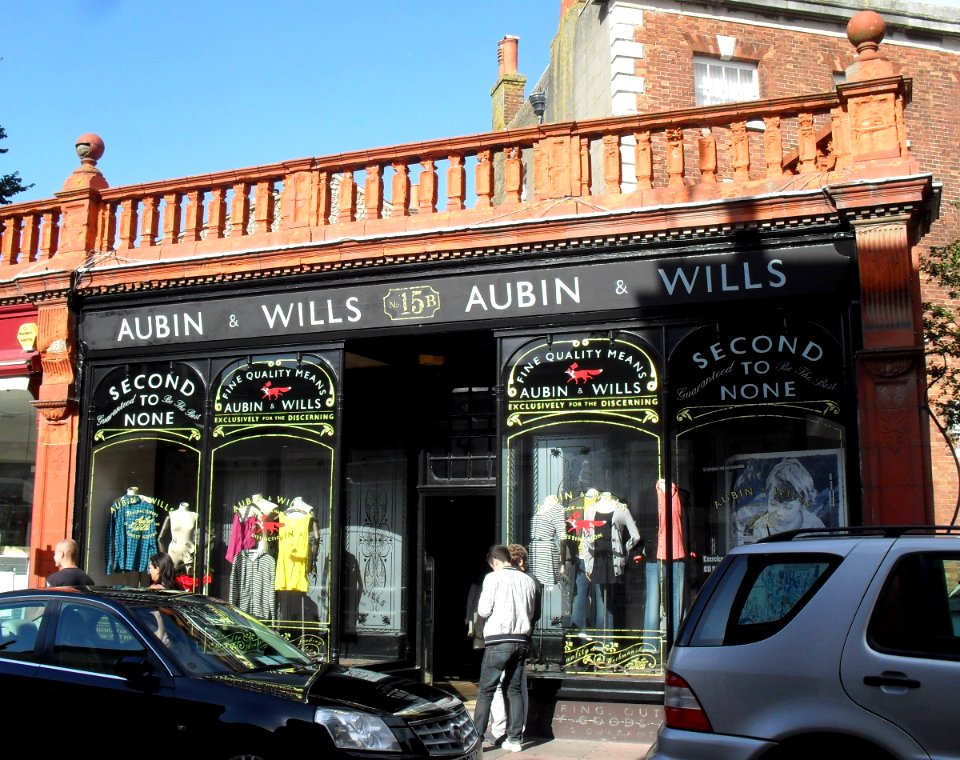 15b_Prince_Albert_Street,_The_Lanes,_Brighton_(NHLE_Code_1380768)_(August_2010)