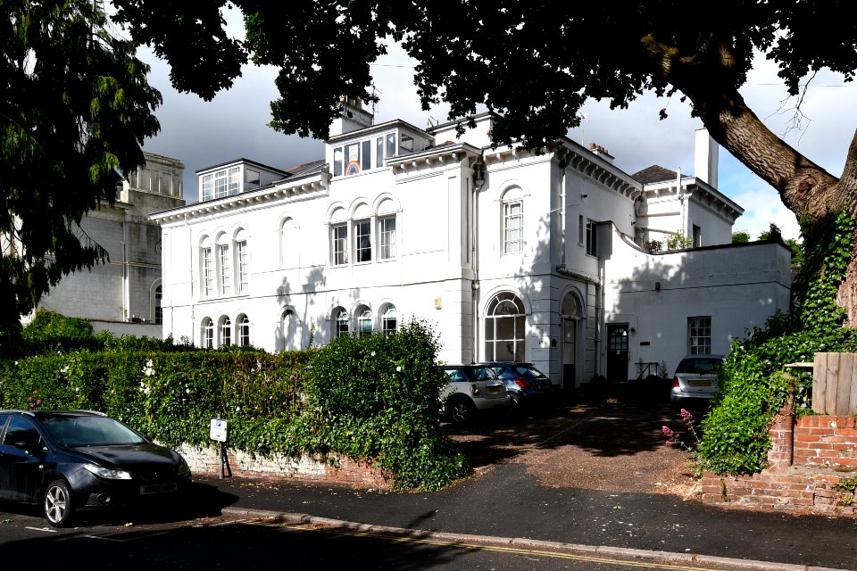 17_And_19,_Victoria_Park_Road