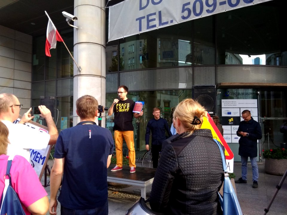 16-09-2018_protest_against_EU_Copyright_Reform_in_Warsaw,_16