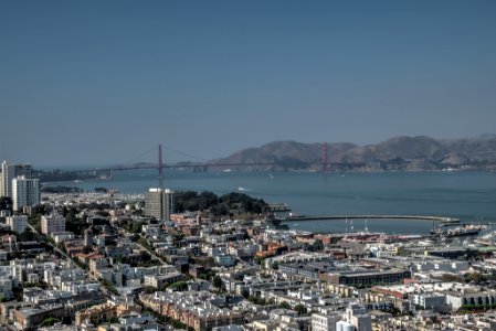 17_30_108_coit_tower photo