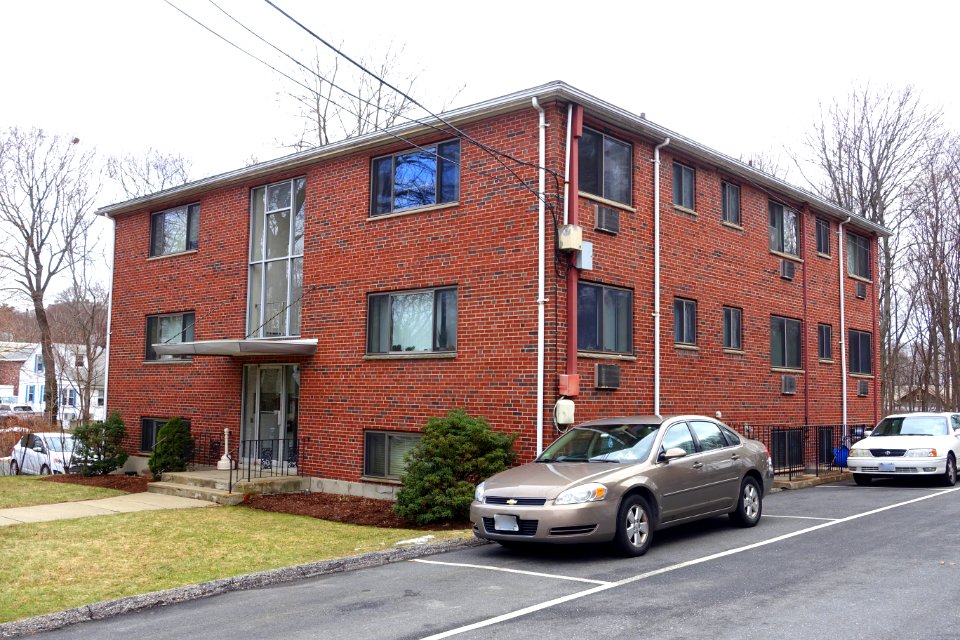 17_Brattle_Street_-_Arlington,_MA_-_DSC05578
