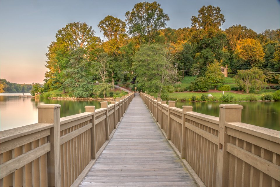 17_22_383_junaluska