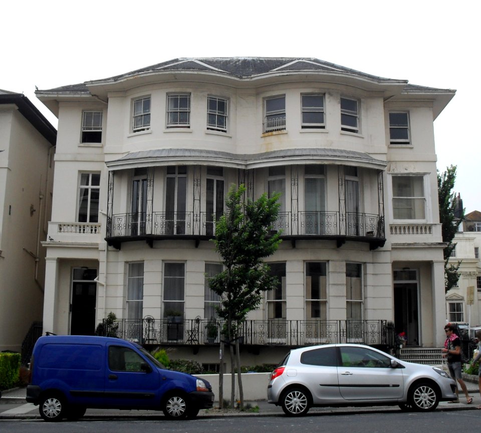 17_and_19_Lansdowne_Place,_Hove_(IoE_Code_365575)