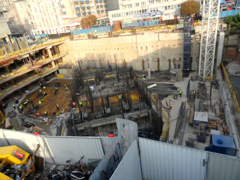 17-10-2018_plac_budowy_Varso,_6