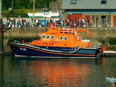 17-09_RNLB_City_of_London_II_Lifeboat