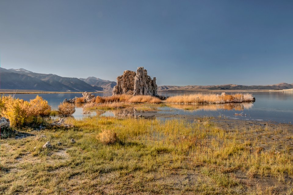 17_27_132_mono_lake