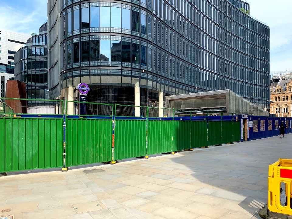 17_Liverpool_Street_Elizabeth_line_entrance_construction_August_2020
