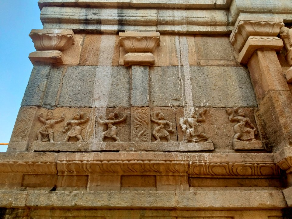 16th_century_Lakshmi_Narasimha_Swamy_temple,_Lower_Ahobilam,_Andhra_Pradesh_India_-_80