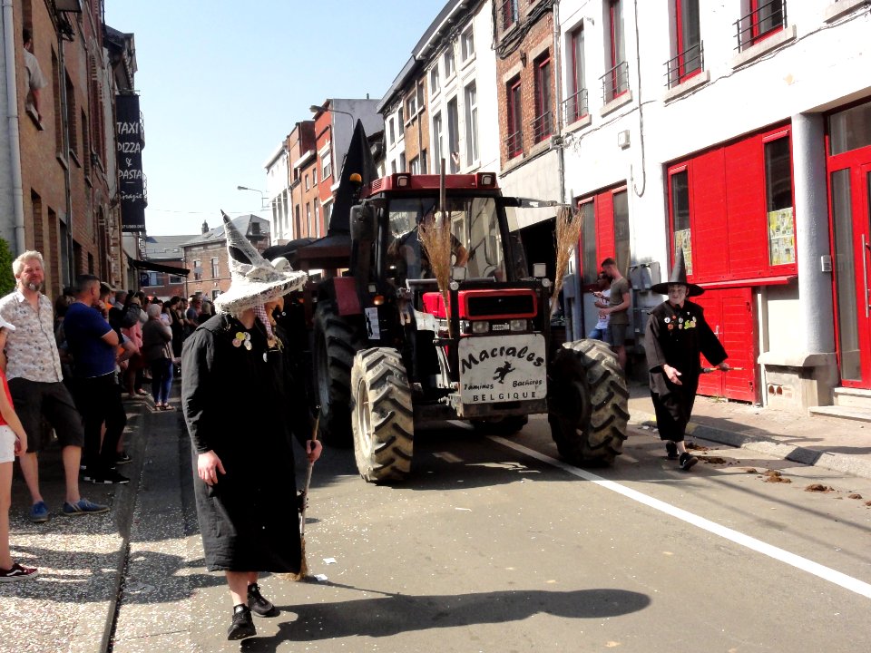 139ème_Cavalcade_de_Fleurus_2019_(B-03)