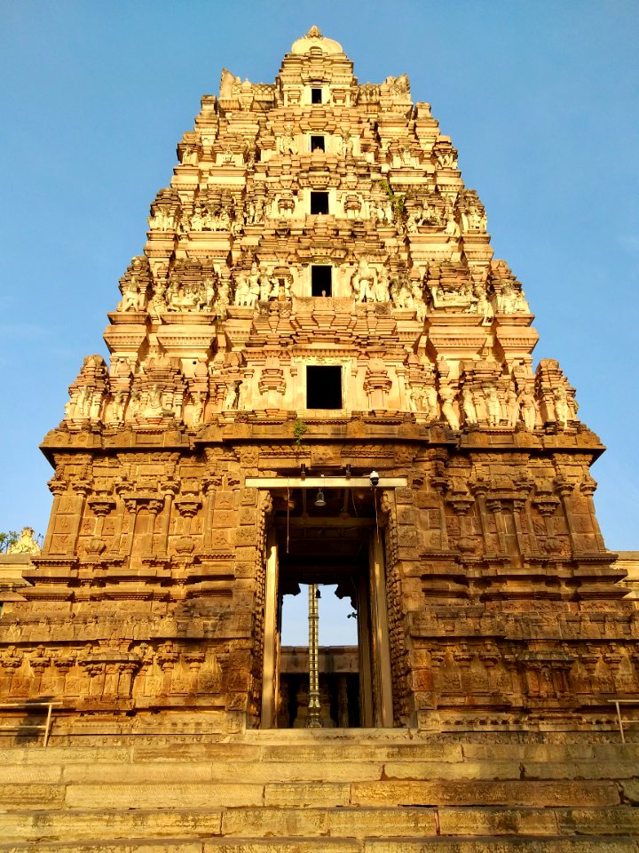 16th_century_Kodandarama_temple,_Vontimitta,_Andhra_Pradesh_India_-_4