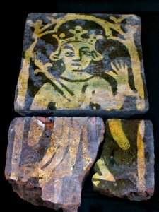13th_century_tiles,_Ypres_Tower_Museum,_Rye