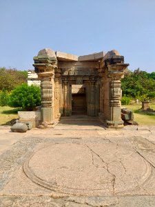 12th_century_Mahadeva_temple,_Itagi,_Karnataka_India_-_85