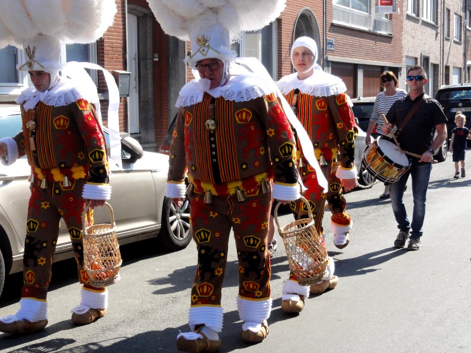 139ème_Cavalcade_de_Fleurus_2019_(F-03)