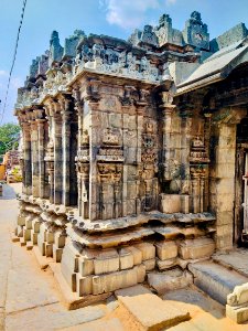12th_century_Naganatha_temple,_Lakkundi,_Karnataka_India_-_27
