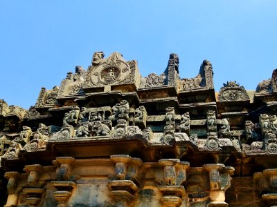 12th_century_Naganatha_temple,_Lakkundi,_Karnataka_India_-_04