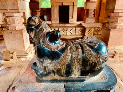 13th_century_Gaurisha_temple,_Ramappa_temples_complex,_Palampet_Telangana_-_06