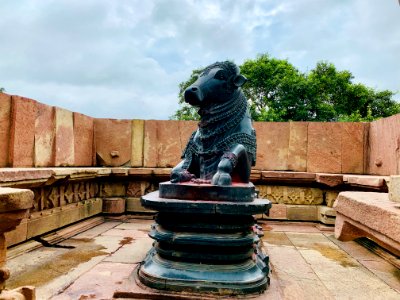 13th_century_Nandi_mandapa,_Ramappa_temples_complex,_Palampet_Telangana_India_-_18