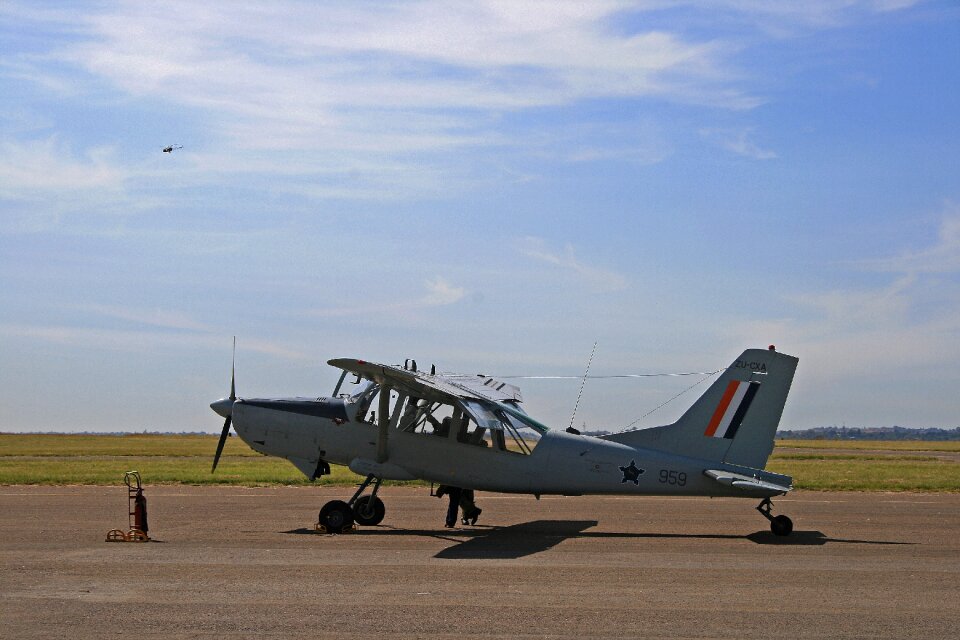 Airplane display flying heritage