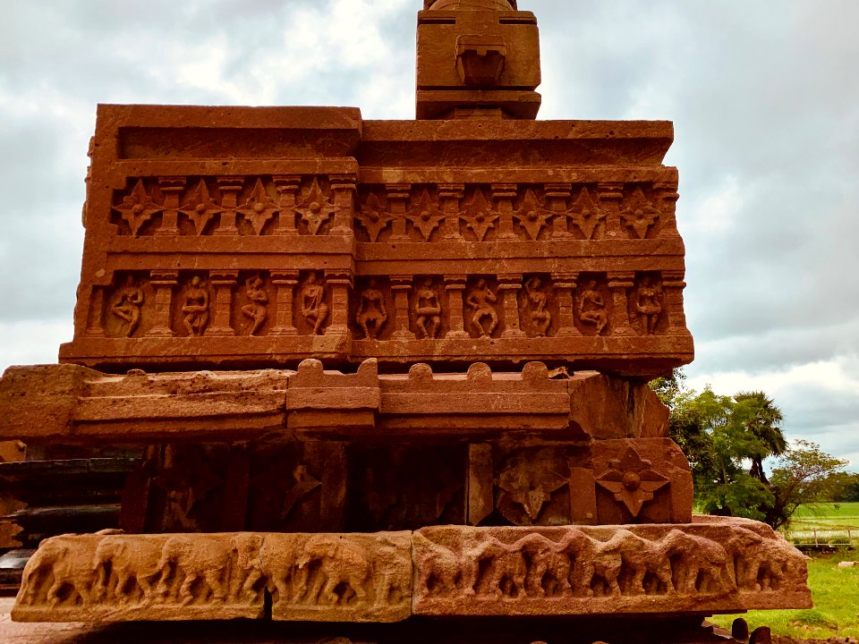 13th_century_Nandi_mandapa,_Ramappa_temples_complex,_Palampet_Telangana_India_-_17