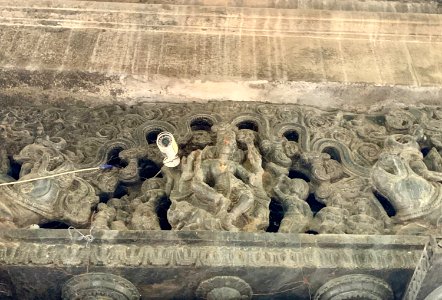 12th_century_Thousand_Pillar_temple,_Hanumkonda,_Telangana,_India_-_47
