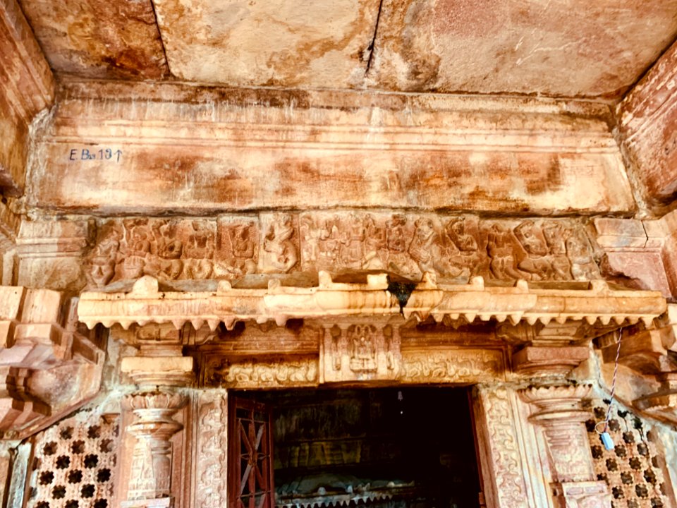 13th_century_Gaurisha_temple,_Ramappa_temples_complex,_Palampet_Telangana_-_18