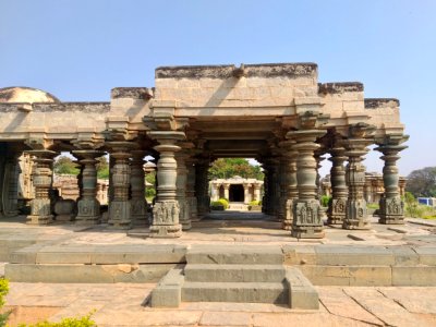 12th_century_Mahadeva_temple,_Itagi,_Karnataka_India_-_92