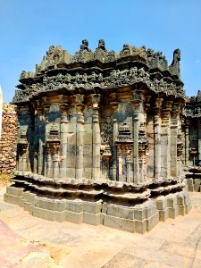 12th_century_Naganatha_temple,_Lakkundi,_Karnataka_India_-_06