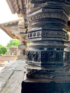 12th_century_Thousand_Pillar_temple,_Hanumkonda,_Telangana,_India_-_34