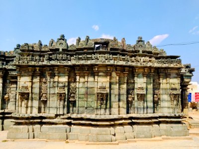 12th_century_Naganatha_temple,_Lakkundi,_Karnataka_India_-_2