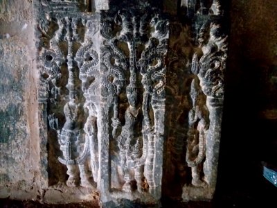 12th_century_Mahadeva_temple,_Itagi,_Karnataka_India_-_23