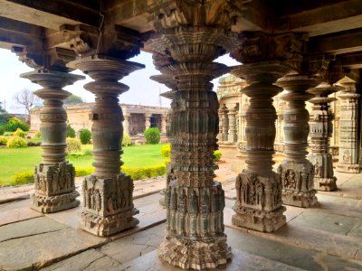 12th_century_Mahadeva_temple,_Itagi,_Karnataka_India_-_32
