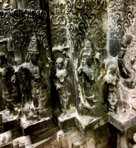 12th_century_Thousand_Pillar_temple,_Hanumkonda,_Telangana,_India_-_46