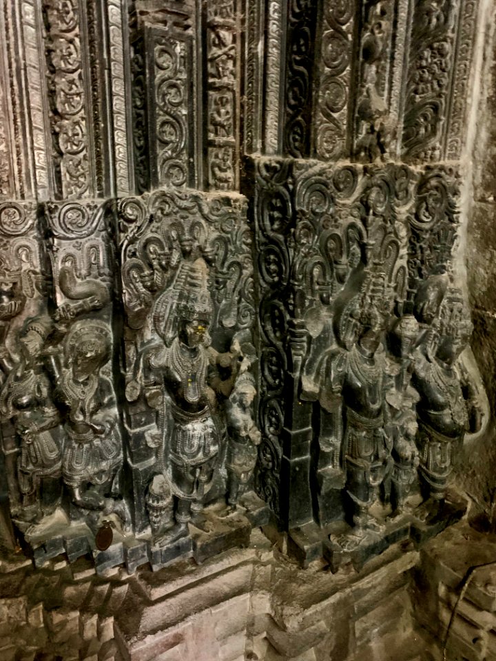 12th_century_Thousand_Pillar_temple,_Hanumkonda,_Telangana,_India_-_16