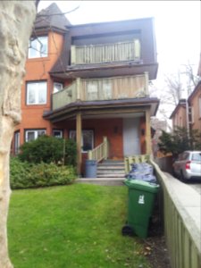 15_Howland_Ave.,_Toronto