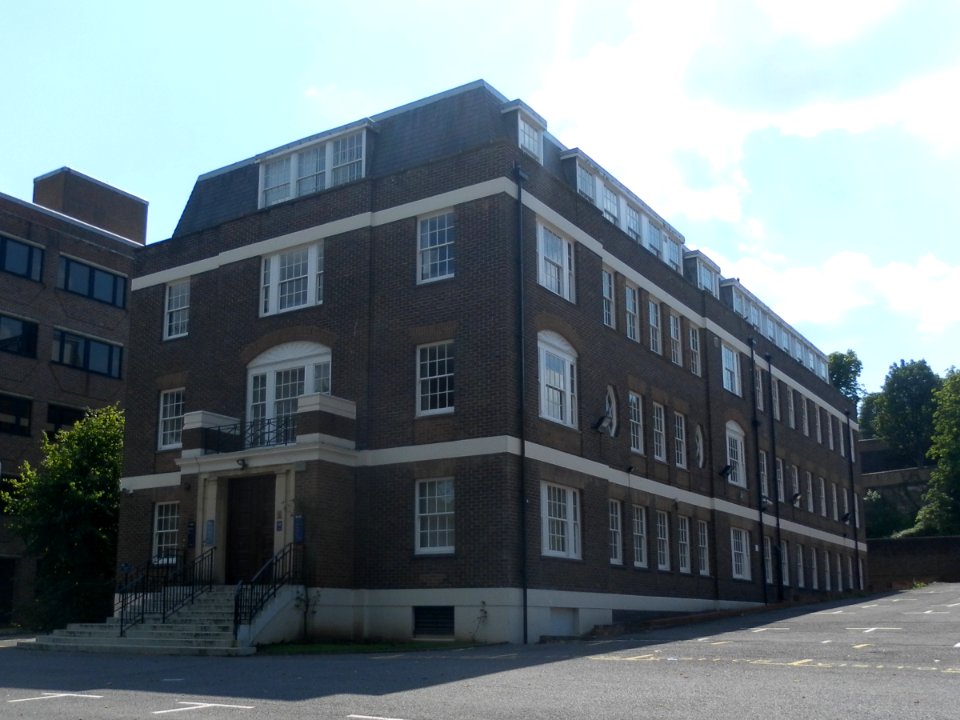 153_Preston_Road,_Preston_Park,_Brighton_(August_2013)_(1)