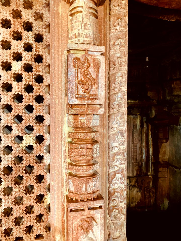 13th_century_Gaurisha_temple,_Ramappa_temples_complex,_Palampet_Telangana_-_19