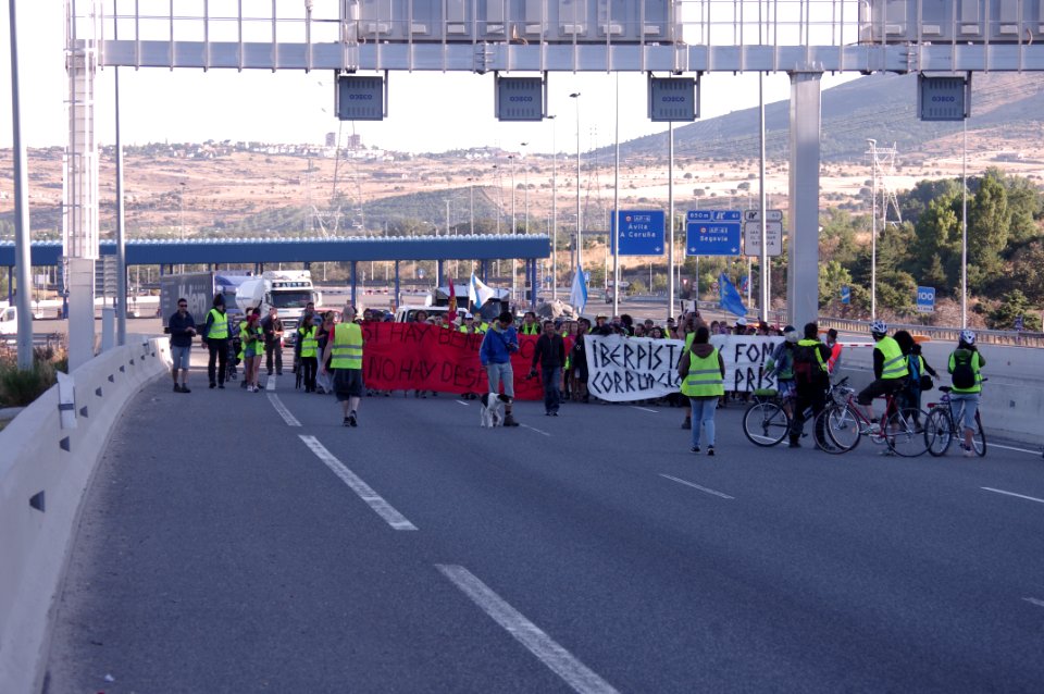 15M_Marcha_por_el_túnel_de_Guadarrama_005
