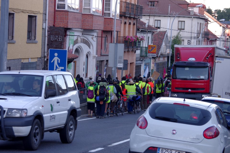 15M_Marcha_por_el_túnel_de_Guadarrama_001