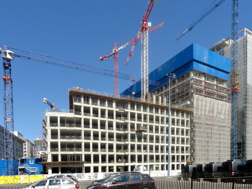 15-04-2019_plac_budowy_Varso,_4