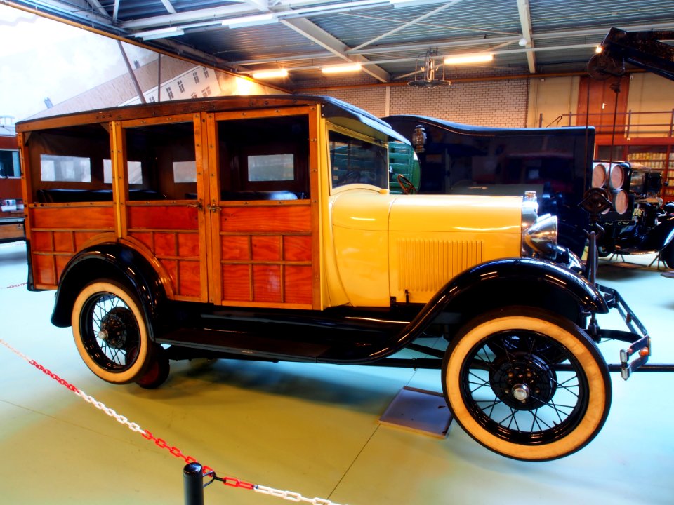 1929_Ford_150_B_pic2