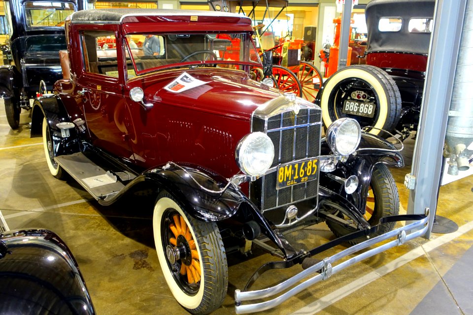 1929_Durant_Tour_Door_Coupe,_with_rumble_seat_-_Automobile_Driving_Museum_-_El_Segundo,_CA_-_DSC02122