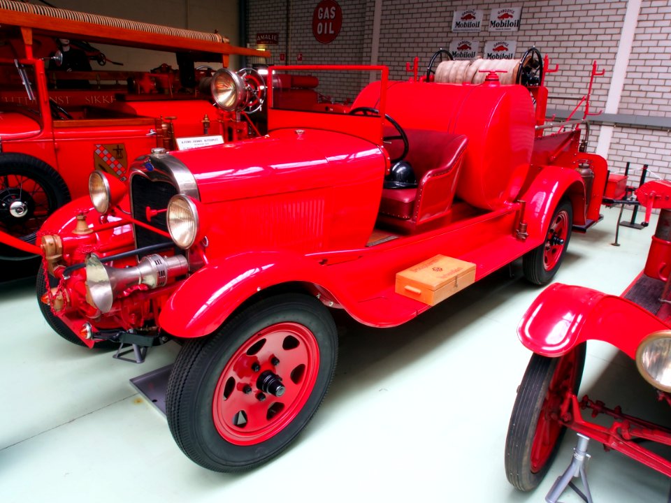 1929_Ford_188_A_fire_truck_pic2
