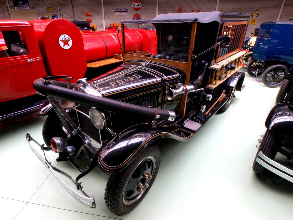 1929_Ford_188_A_fire_department_truck_pic4