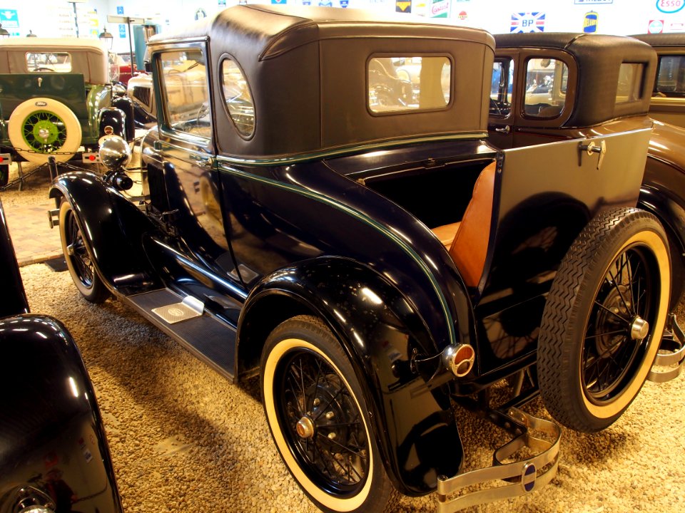1929_Ford_45_A_Sports_Coupe_pic4